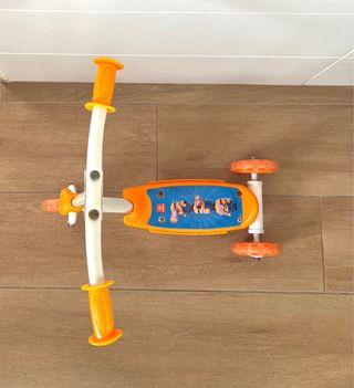 Monopatín tres ruedas Minions