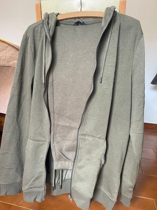 Chándal hombre verde oliva