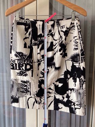 Falda T. 38 y Americana Purificación García.