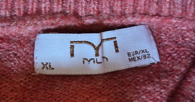 Jersey punto rosa con volantes