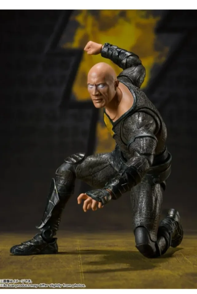 Figura Black Adam DC S.H. Figuarts 16.5 cm