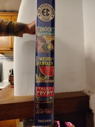 THE HISTORY O EC COMICS