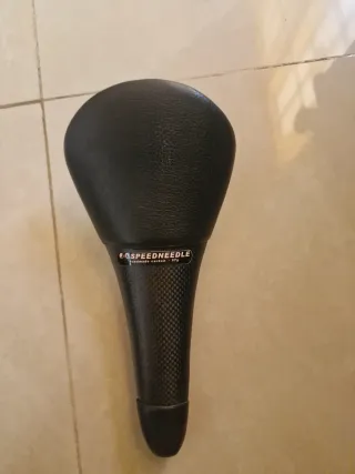 Sillín Tune Speedneedle Piel Negro