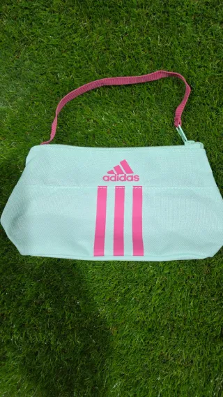 Neceser Adidas Rosa y Turquesa