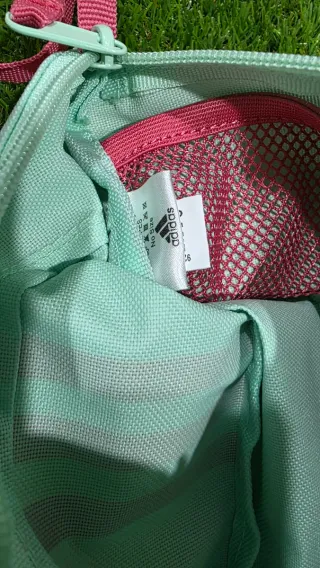 Neceser Adidas Rosa y Turquesa