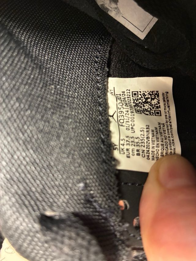 Jordan Spizike Low Negro