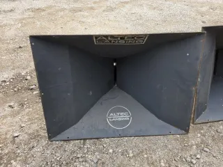 2 Trompetas Altec Lansing