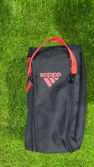 Neceser Adidas Negro y Rojo