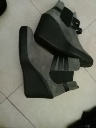 Stivaletti donna grigio e nero