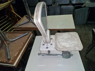 Balanza antigua Lys Barcelona