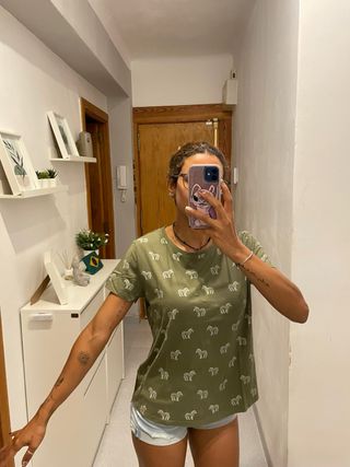 Camiseta manga corta verde con estampado