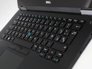 DELL ORDENADOR PORTÁTIL i5 SSD PANTALLA TÁCTIL 