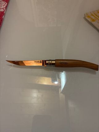 Coltello Opinel in legno