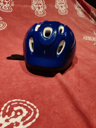 Casco de bici azul
