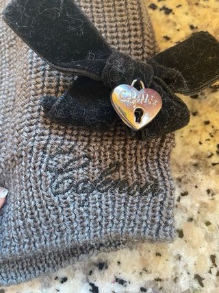 Cappello Cafe' Noir grigio con fiocco