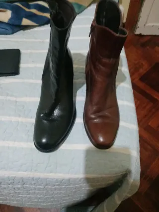 Botines de piel marrones para mujer