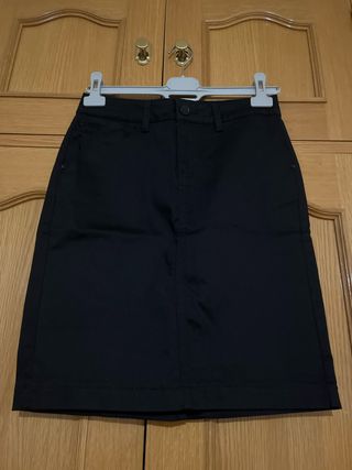 Falda tipo chino negra T.38