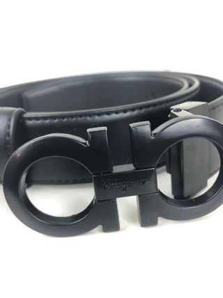 Cinturón Salvatore Ferragamo de piel negra