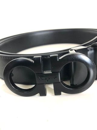 Cinturón Salvatore Ferragamo de piel negra