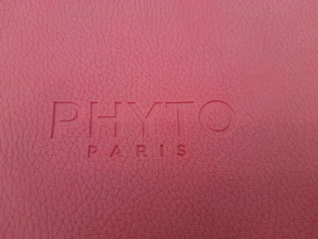 Beauty case fucsia Phyto Paris, nuovo, mai usato.