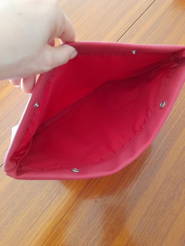 Beauty case fucsia Phyto Paris, nuovo, mai usato.