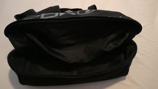 Bolsa de deporte Reebok negra y gris