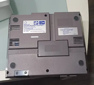 Nintendo NES con juegos y 4 mandos 