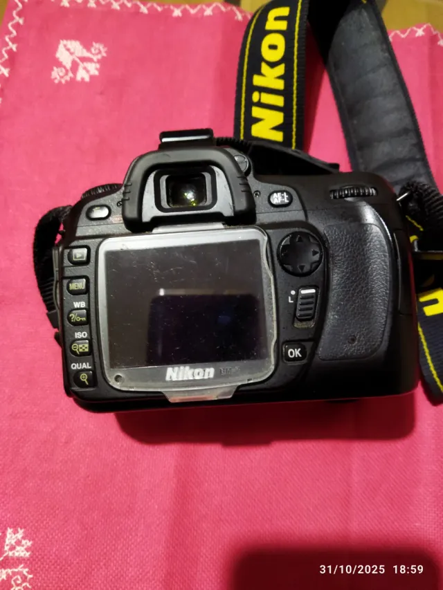 Cámara Nikon D80 Negra