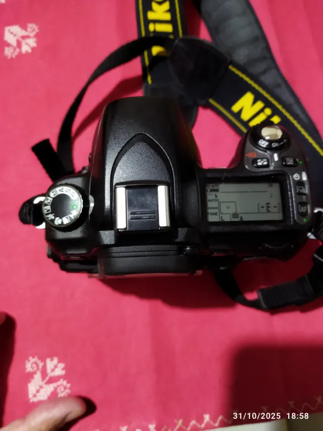 Cámara Nikon D80 Negra