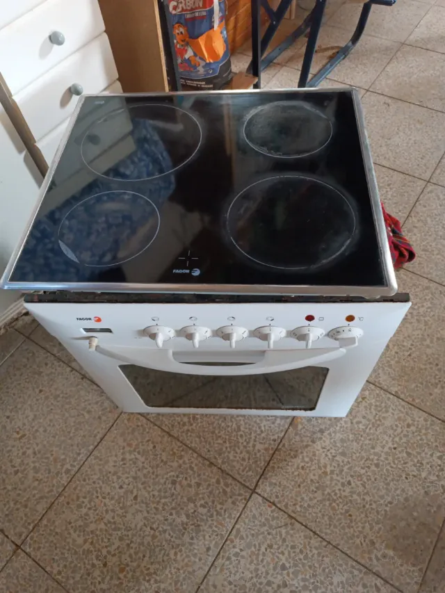 Horno y Vitrocerámica Fagor