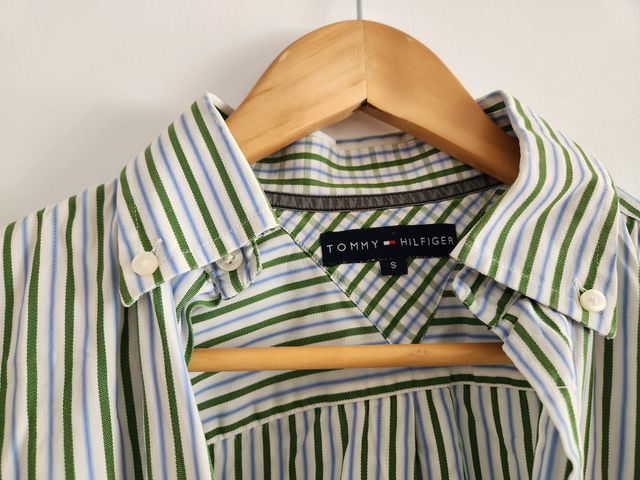 Camisa Tommy Hilfiger Rayas Azul y Verde Talla S