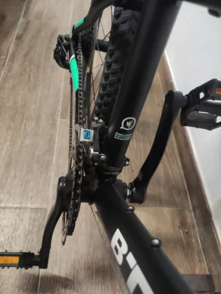 Bicicleta Btwin Rockrider 24