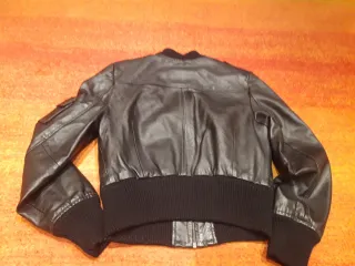 Cazadora bomber piel cuero italy mujer S

