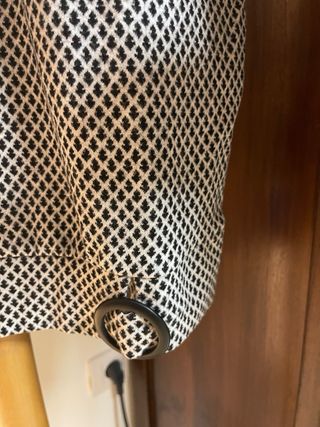 Jersey geométrico blanco y negro