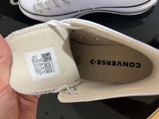 Converse Chuck Taylor All Star Lift Blancas UNISEX