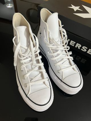 Converse Chuck Taylor All Star Lift Blancas UNISEX