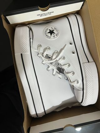Converse Chuck Taylor All Star Lift Blancas UNISEX