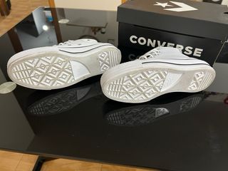 Converse Chuck Taylor All Star Lift Blancas UNISEX