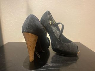 Zapatos de tacón negros talla 38