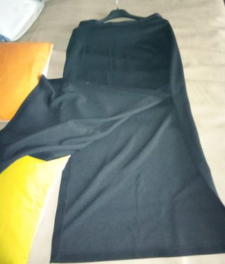 Gonna lunga nera con spacchi taglia L