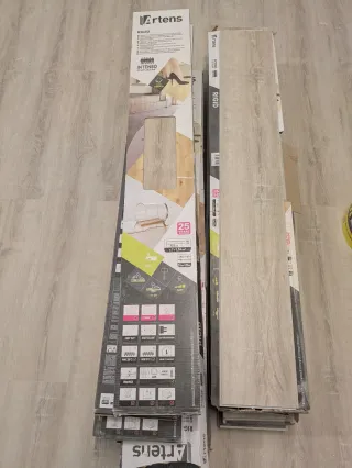 Láminas suelo vinílico Artens madera