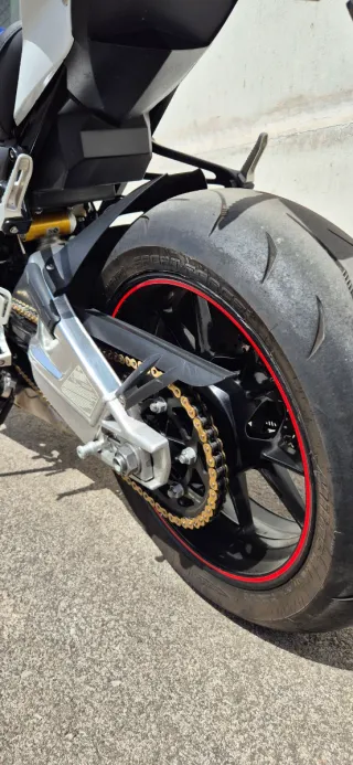 BMW S1000RR 2018 31500km Super cuidada!