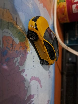 Coche de juguete Peugeot 208 Norev