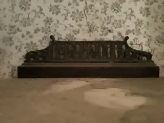 Conjunto de dos Mesitas de noche antiguas