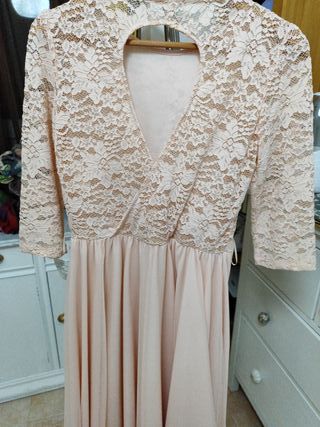 Vestido fiesta rosa encaje manga larga