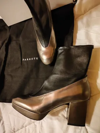 Botines Farrutx Negro y Plateado Talla 39