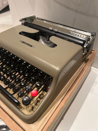 Olivetti Lettera 22 Macchina Scrivere Vintage