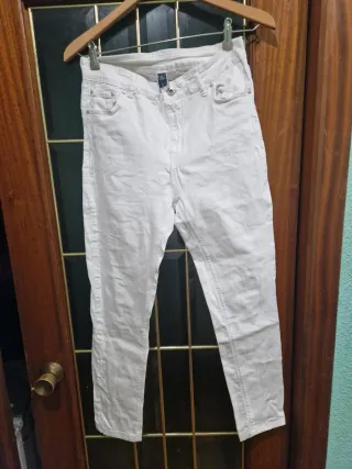 Diferentes pantalones y Leggins tallas M 
