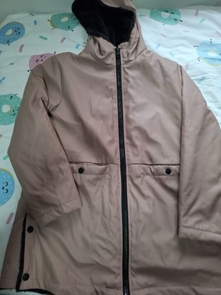 Abrigo Zara marrón con borreguito