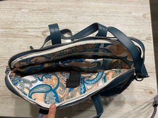 Bolso maletín azul petróleo elegante